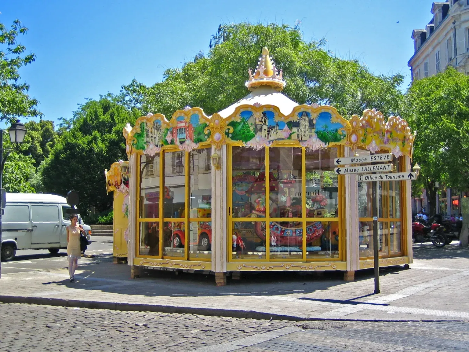KIDDIE CAROUSELS — Carousel Rides ride for sale from XL Rides amusement ride manufacturer, China