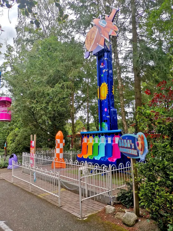 Happy Towers amusement ride — photo 3 by XL Rides factory