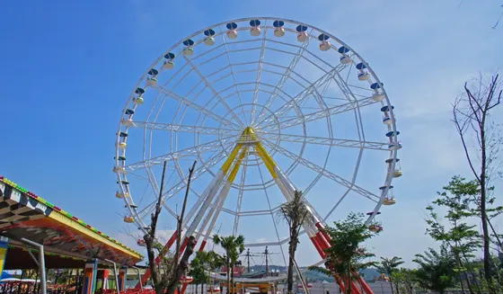 FERRIS WHEEL 45M amusement ride — photo 4 by XL Rides factory