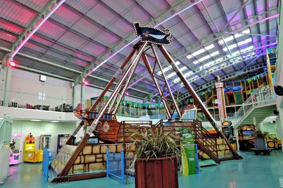 Pirate Ship Medium amusement ride — photo 4 by XL Amusement Ride factory