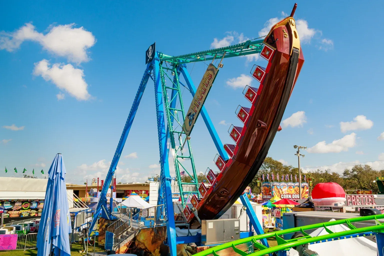 PIRATE SHIPTRAILERMOUNTED — Pirate Ship Rides ride for sale from XL Rides amusement ride manufacturer, China
