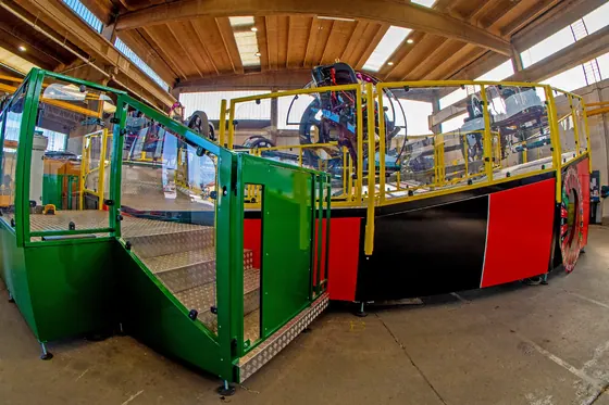 UNICOASTER amusement ride — photo 4 by XL Rides factory