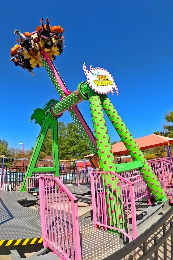 Minidanceparty8-360° amusement ride — photo 5 by XL Amusement Ride factory