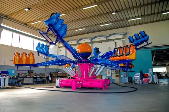 Super Jumper amusement ride — photo 3 by XL Amusement Ride factory
