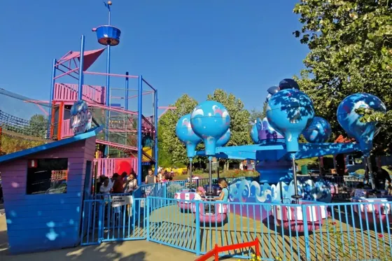 Wonder Flight amusement ride — photo 4 by XL Amusement Ride factory