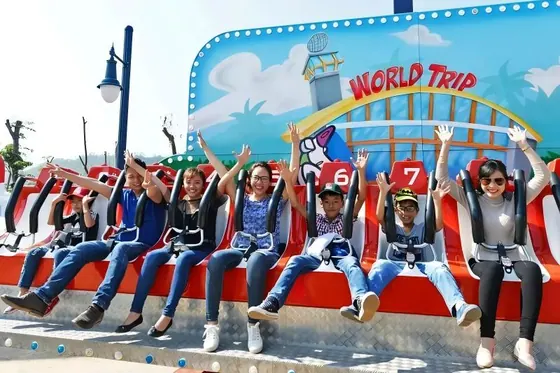 World Trip amusement ride — photo 5 by XL Amusement Ride factory