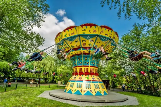 Flying Chair 2 amusement ride — photo 5 by XL Amusement Ride factory
