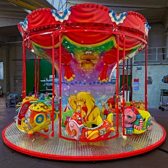 Flying Chair 5 amusement ride — photo 6 by XL Rides factory