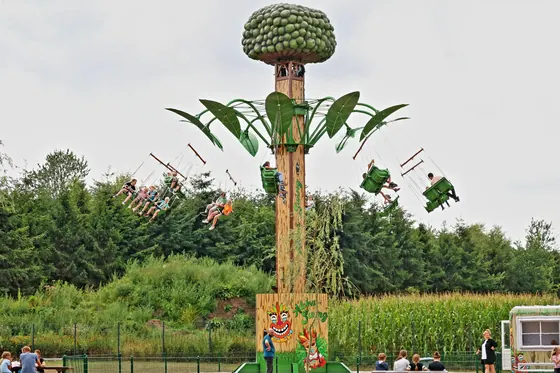 SWING TOWER 13M amusement ride — photo 3 by XL Rides factory
